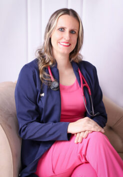 Dra. Elaine